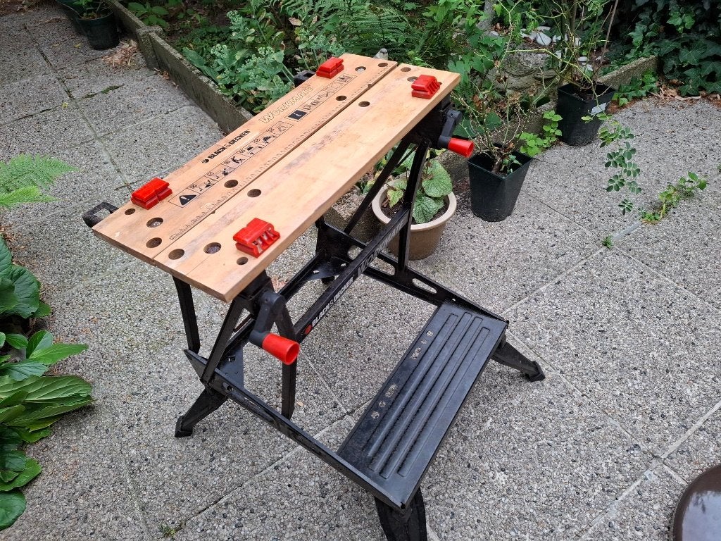Établi Black & Decker, Bricolage & Construction, Enlèvement, Utilisé, 70 à 120 cm, Rabattable