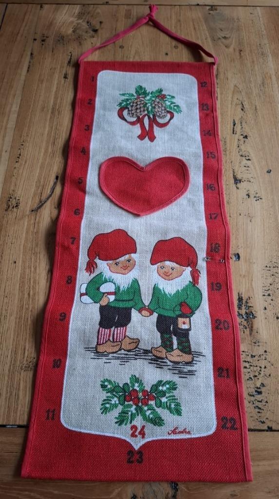 Vintage jute Noorse adventkalender met kabouters KERST, -, -, Ophalen of Verzenden, Zo goed als nieuw