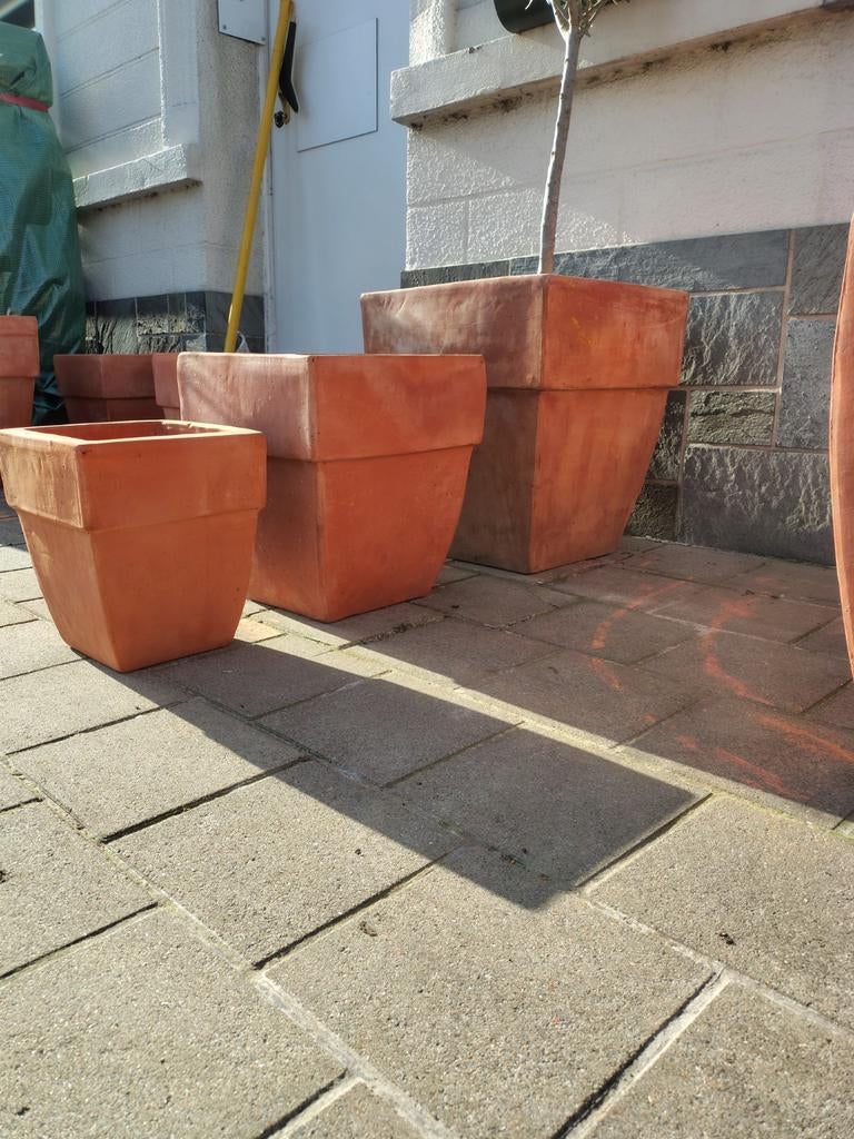 Nieuwe terracotta bloempotten–verschillende maten–set ook., Ophalen, Overige materialen, Info@whoknows.com, Vietnam
