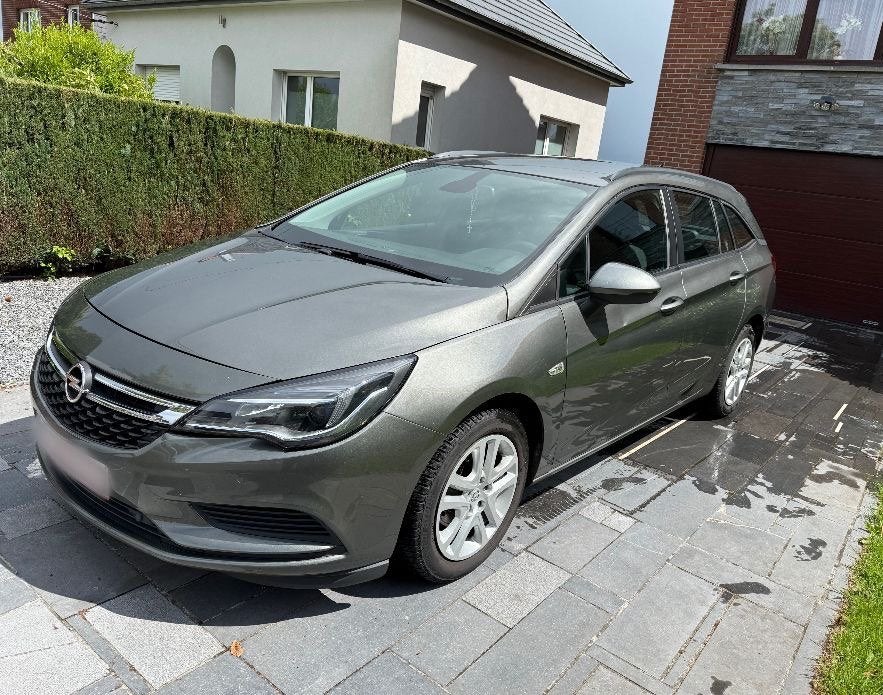 Opel Astra 1.6 diesel 2019 150000 km, Stof, Parkeersensor, 5 deurs, Particulier