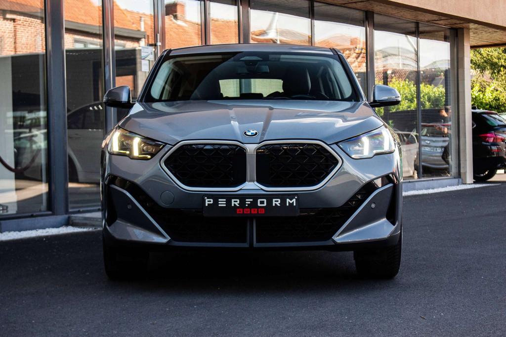 BMW X2 X2 1.5iA*SPORTPAKKET*BENZINE*AUTOMAAT*CARPLAY* + 1J G, Auto's, Automaat, X2, Gebruikt, Euro 6