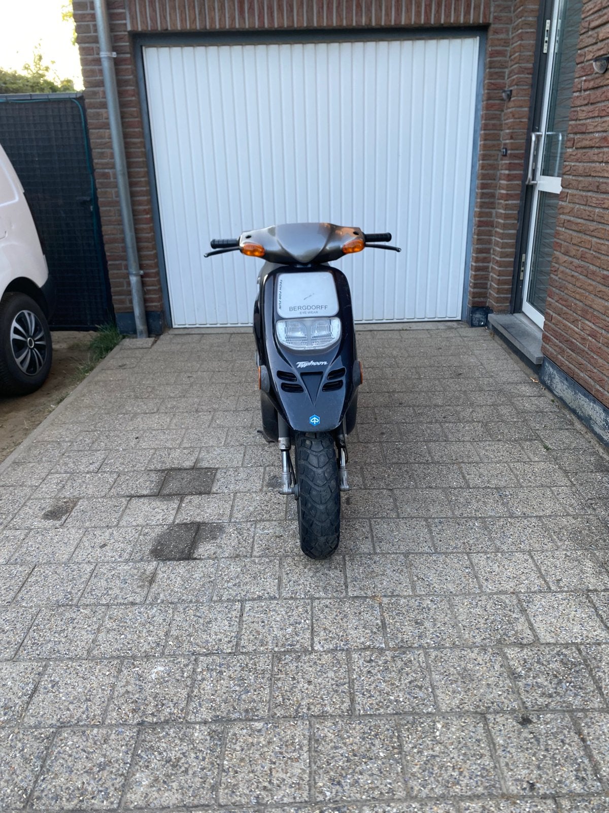 piaggio typhoon B klassen, Fietsen en Brommers, Scooters | Piaggio, Ophalen of Verzenden, Zo goed als nieuw, Zip