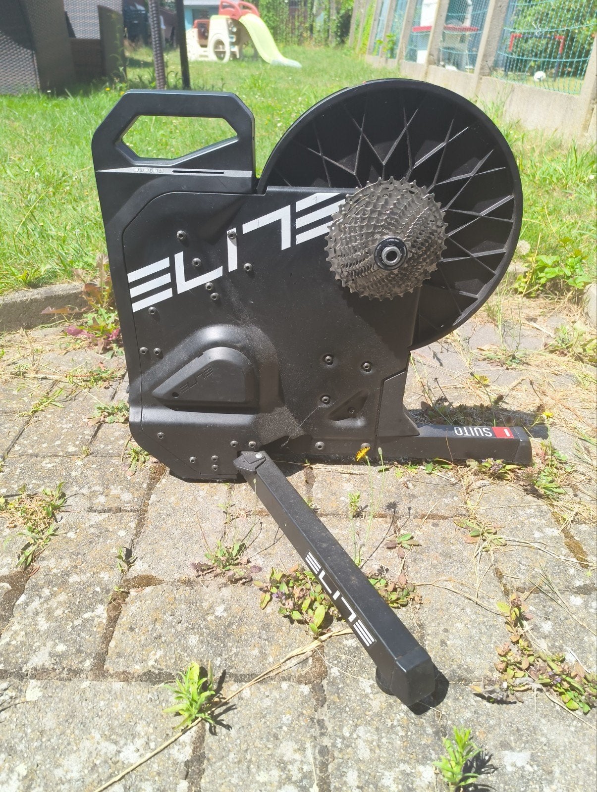 Elite suito T fietstrainer, Enlèvement