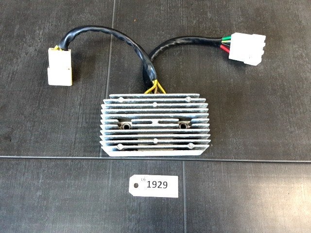 GTS250 2006 - 2011 Sym Spanningsregelaar D1-55442, Motoren, Onderdelen | Overige