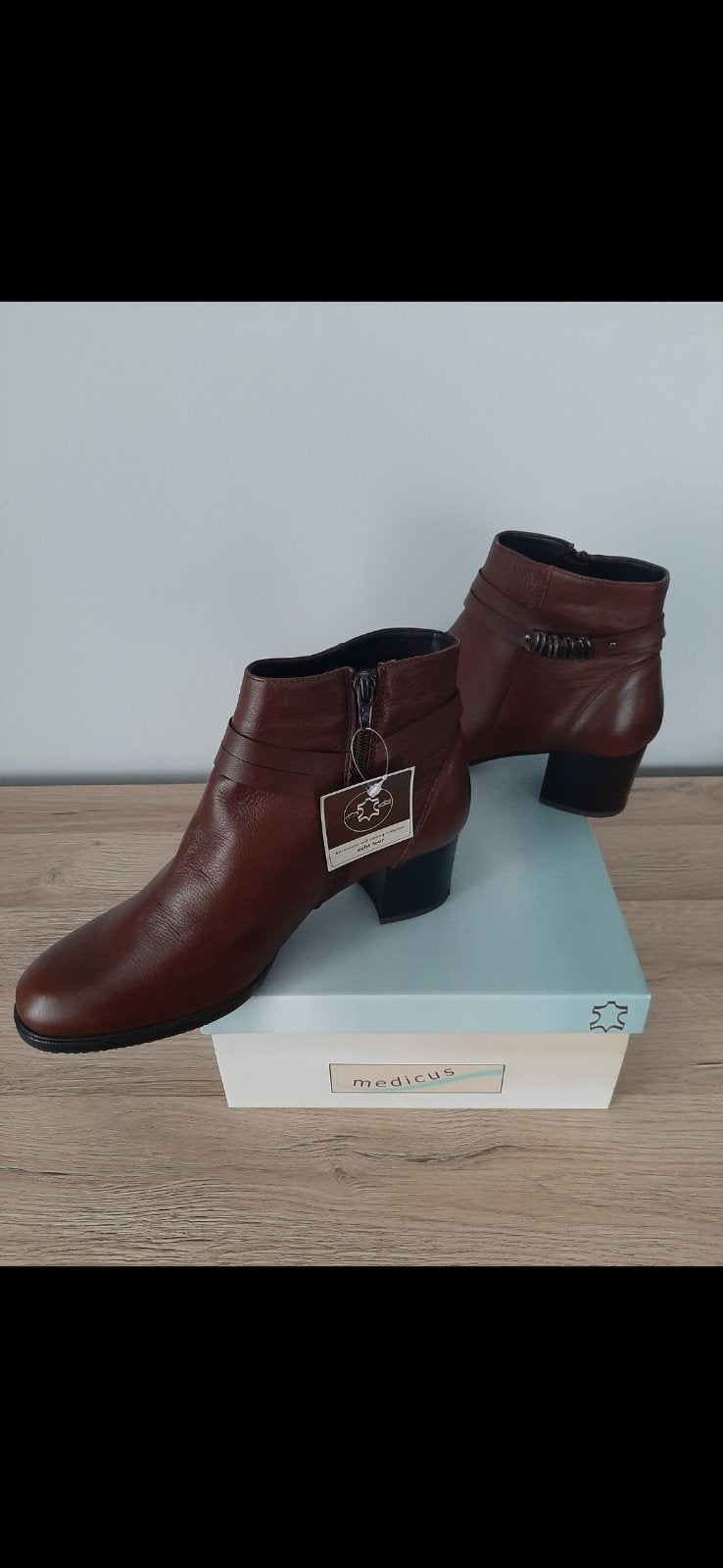 Bottes Medicus marron et noir en cuir véritable pour femmes, Neuf, Medicus, Enlèvement ou Envoi, Brun