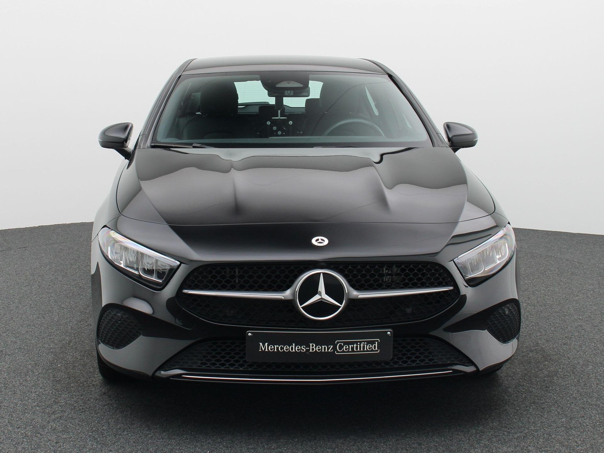 Mercedes-Benz A 250 e Business Solution + CARPLAY + LED + CA, Auto's, Mercedes-Benz, Gebruikt, Leder en Stof, Zwart, Bedrijf