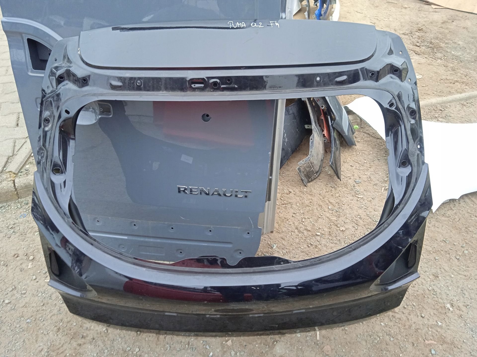 Hayon arri re du Ford Puma, Info@ford.com, Porte, Ford Motor Company, American Road 1
48126  Dearborn
