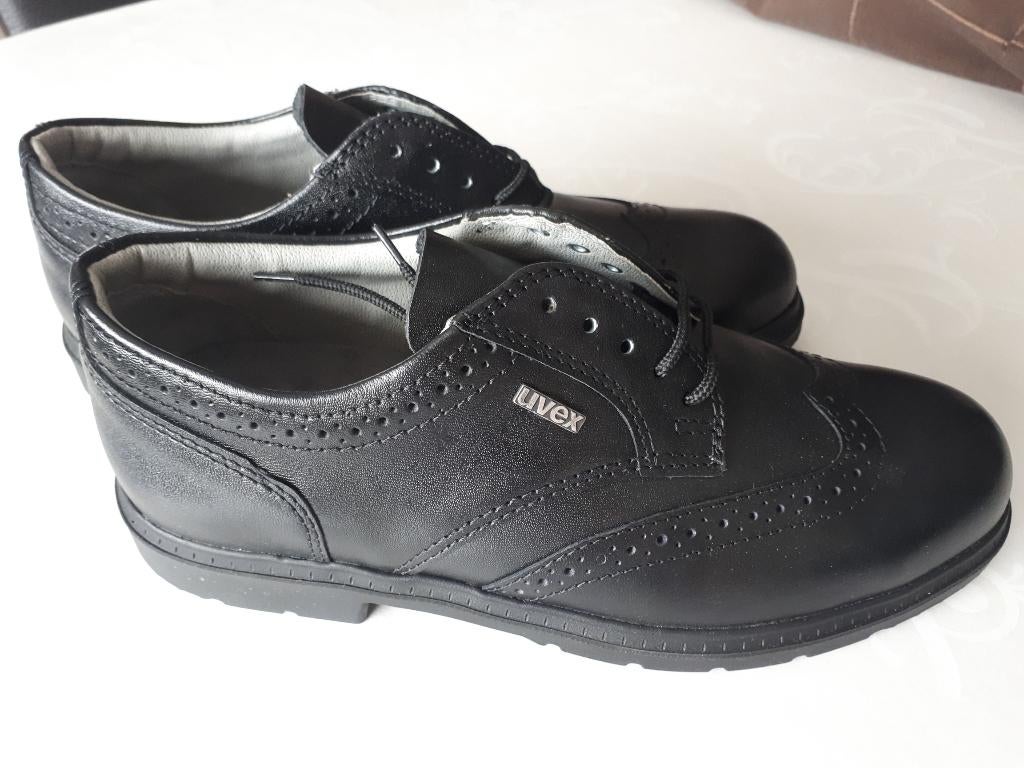 NIEUWE Uvex 1 business lage veiligheidsschoenen maat 42, Vêtements | Hommes, Chaussures, Neuf, Chaussures de travail, Enlèvement
