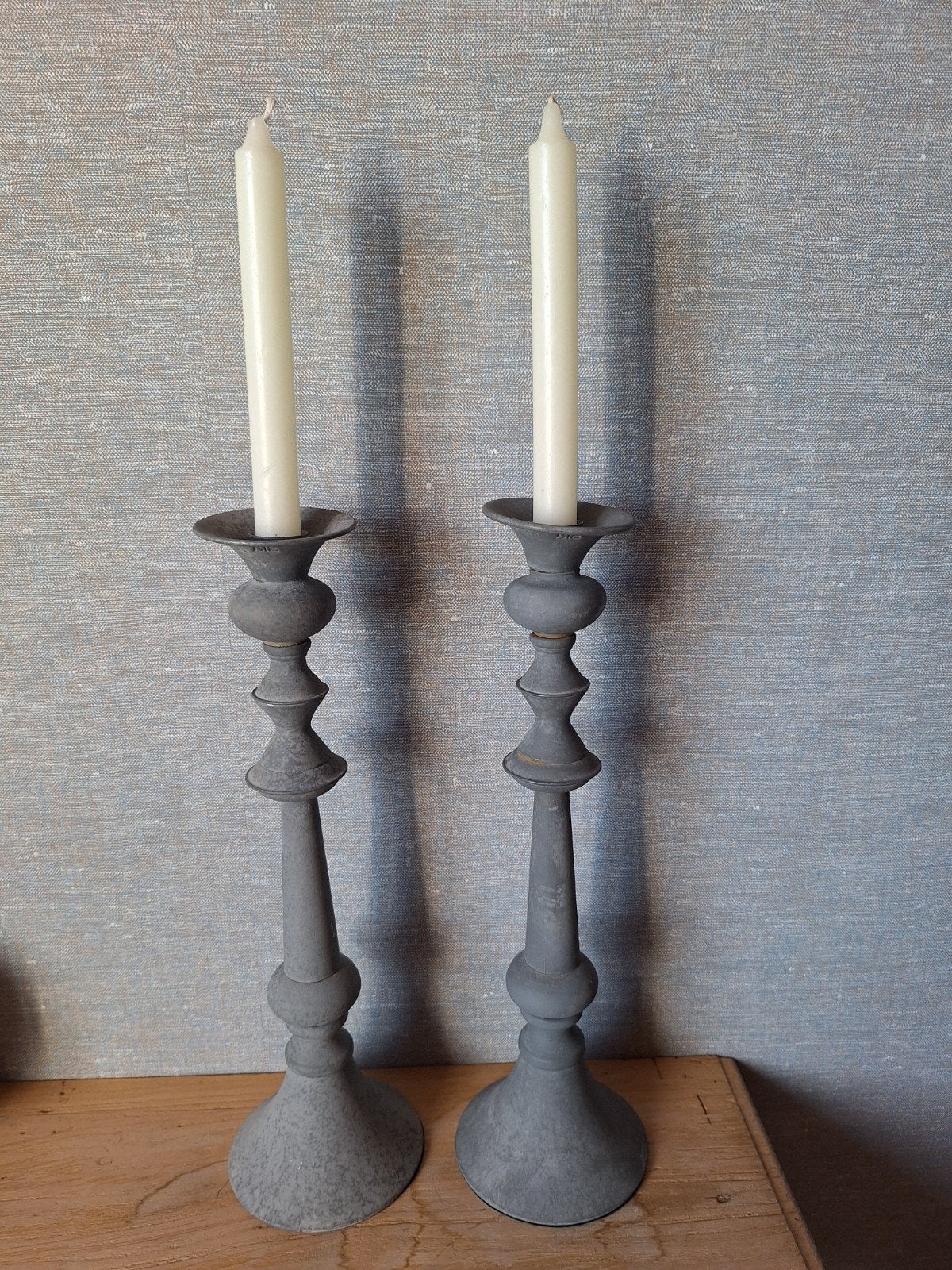 2 metalen kandelaars, Ophalen of Verzenden
