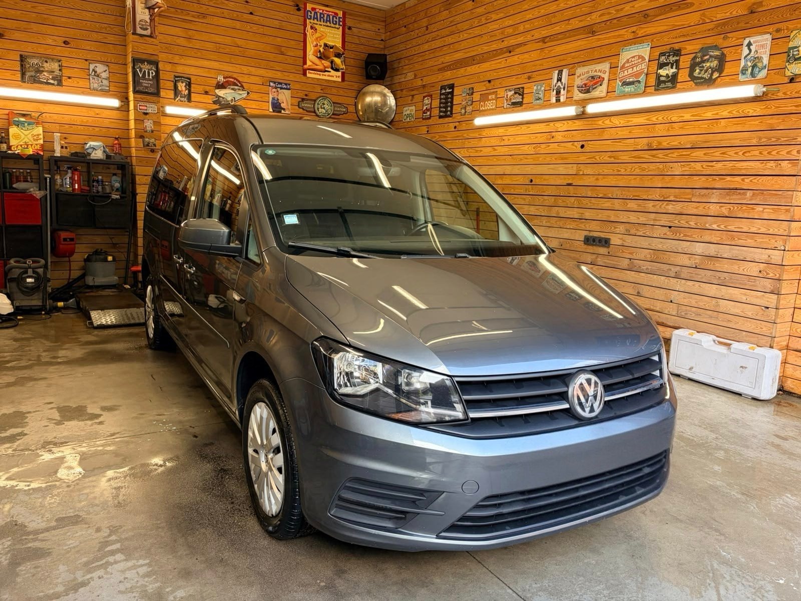 VW Caddy Maxi 2.0 TDI 150 ch – Double cabine utilitaire 5 pl, Autos, Argent ou Gris, Achat, Euro 6, Boîte manuelle
