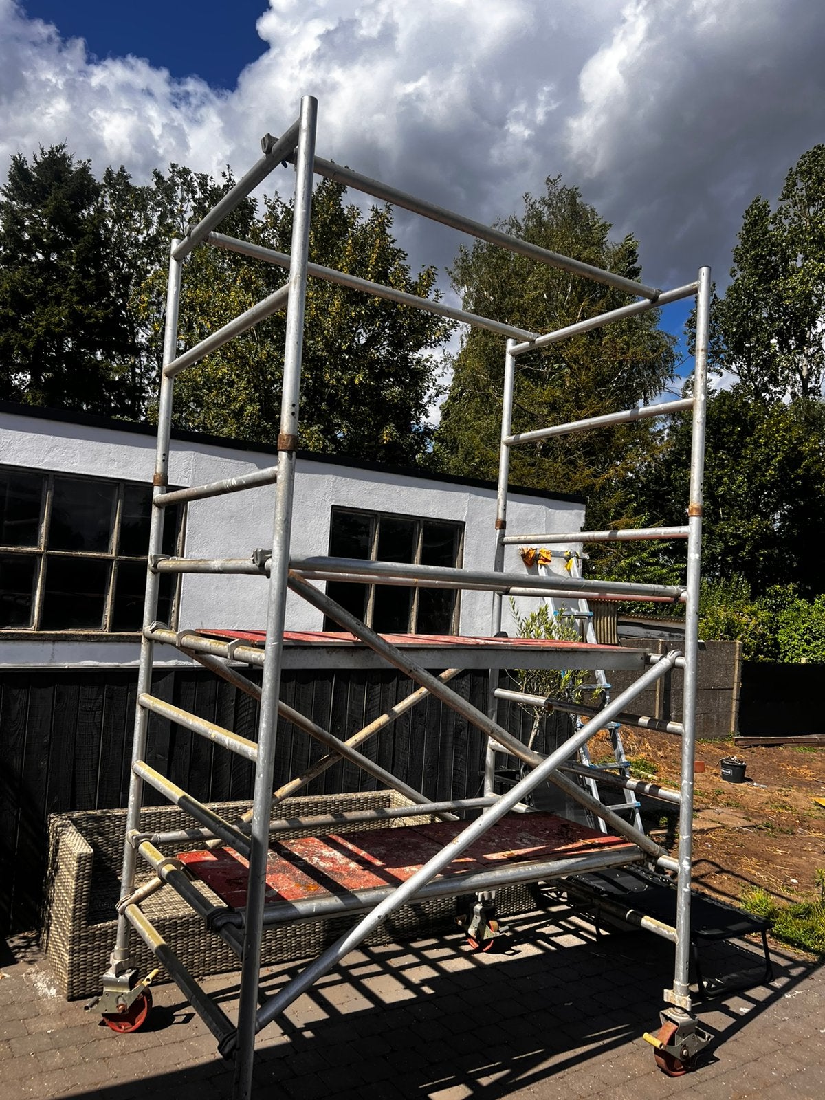 Aluminium stelling/steiger, Doe-het-zelf en Bouw, Ophalen, Gebruikt, 2 tot 5 meter