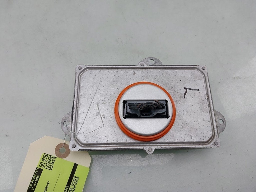 MODULE DE PHARE À DEL Peugeot 208 II (UB / UH / UP), Kontakt-peugeot@peugeot.com, Utilisé, Peugeot Deutschland GmbH, Bahnhofsplatz
65423  Rüsselsheim, DE