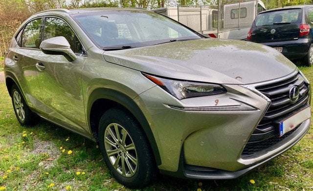 À vendre pour cause de décès - NX300h Business Line AWD, Autos, Euro 6, 5 portes, 5 places, Automatique