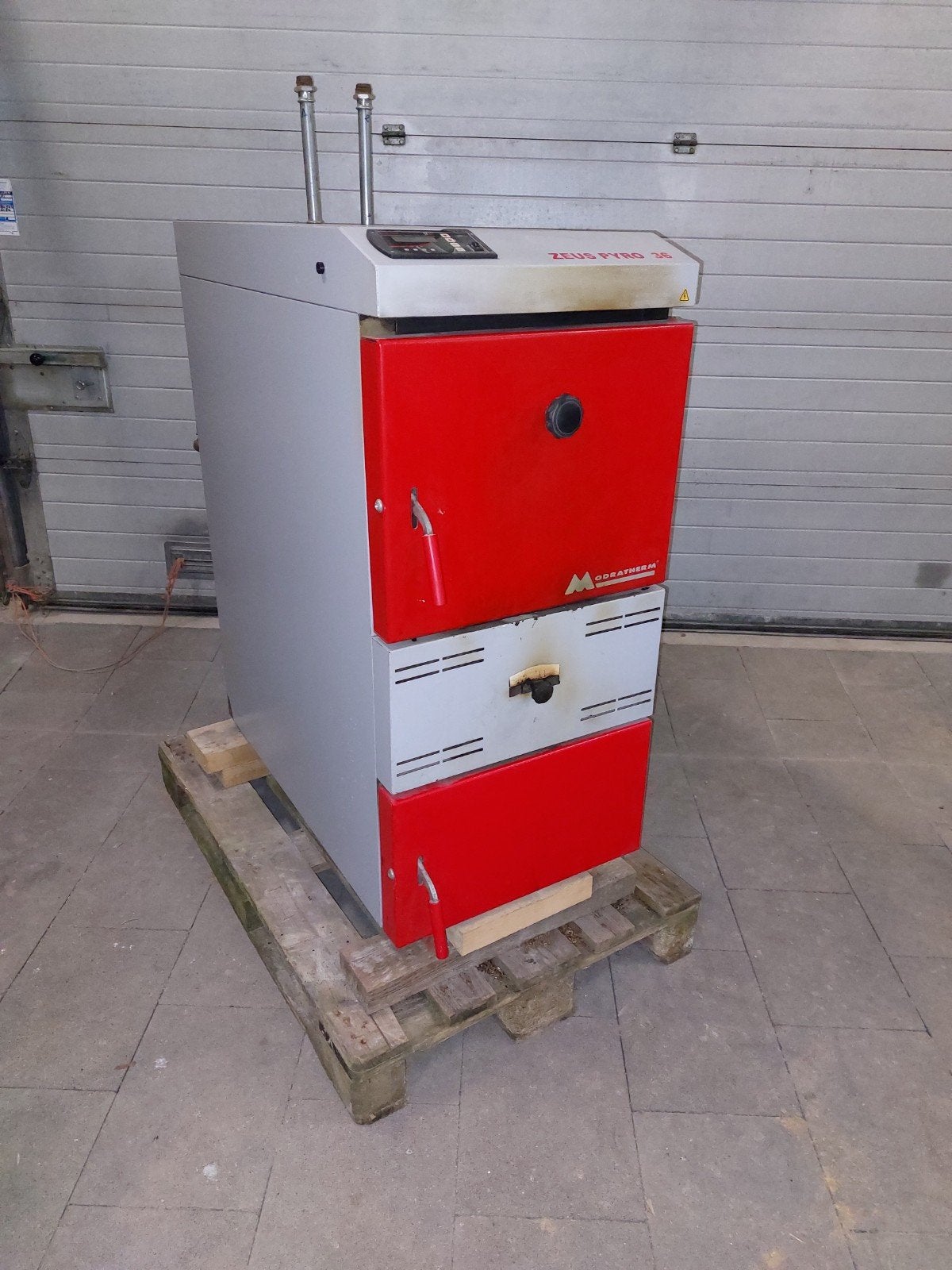 houtvergasser, 100 liter of meer, Ophalen, Gebruikt