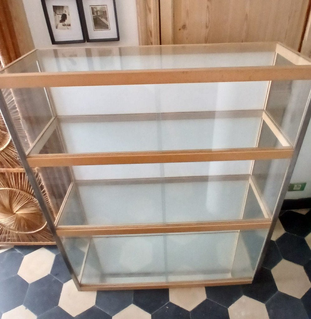 kewlox kast, Enlèvement