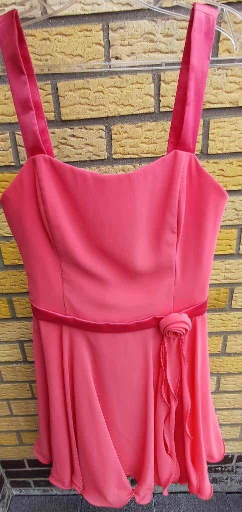 Prachtig elegant roze halflang suitekleed met bustier, Cocktailjurk, Ophalen of Verzenden, Zo goed als nieuw, Roze