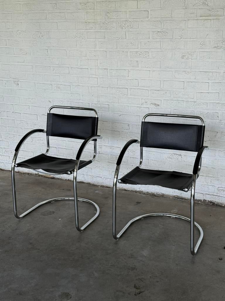 Paire de fauteuils cantilever style Bauhaus, Maison & Meubles, Deux, Enlèvement, Utilisé, Cuir