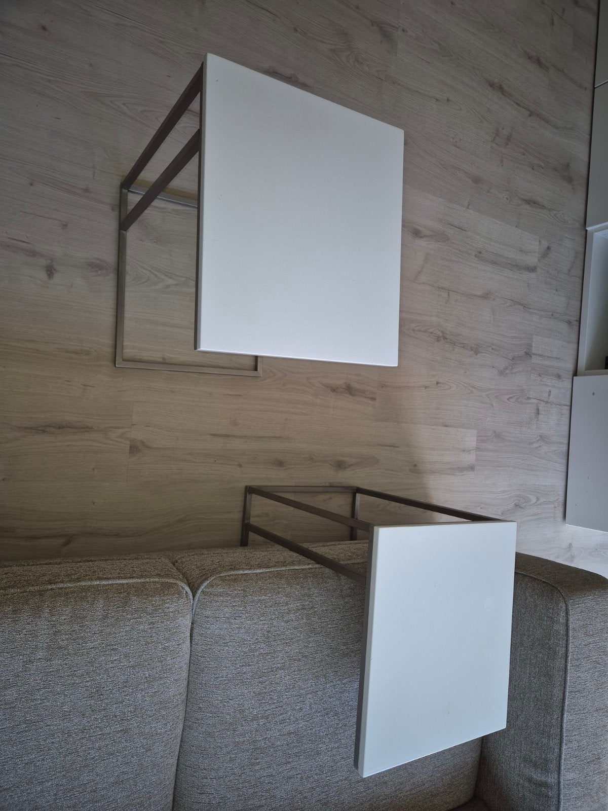 mat witte bijzettafeltjes, Huis en Inrichting, Tafels | Bijzettafels, Minder dan 55 cm, Metaal of Aluminium, Vierkant, Nieuw