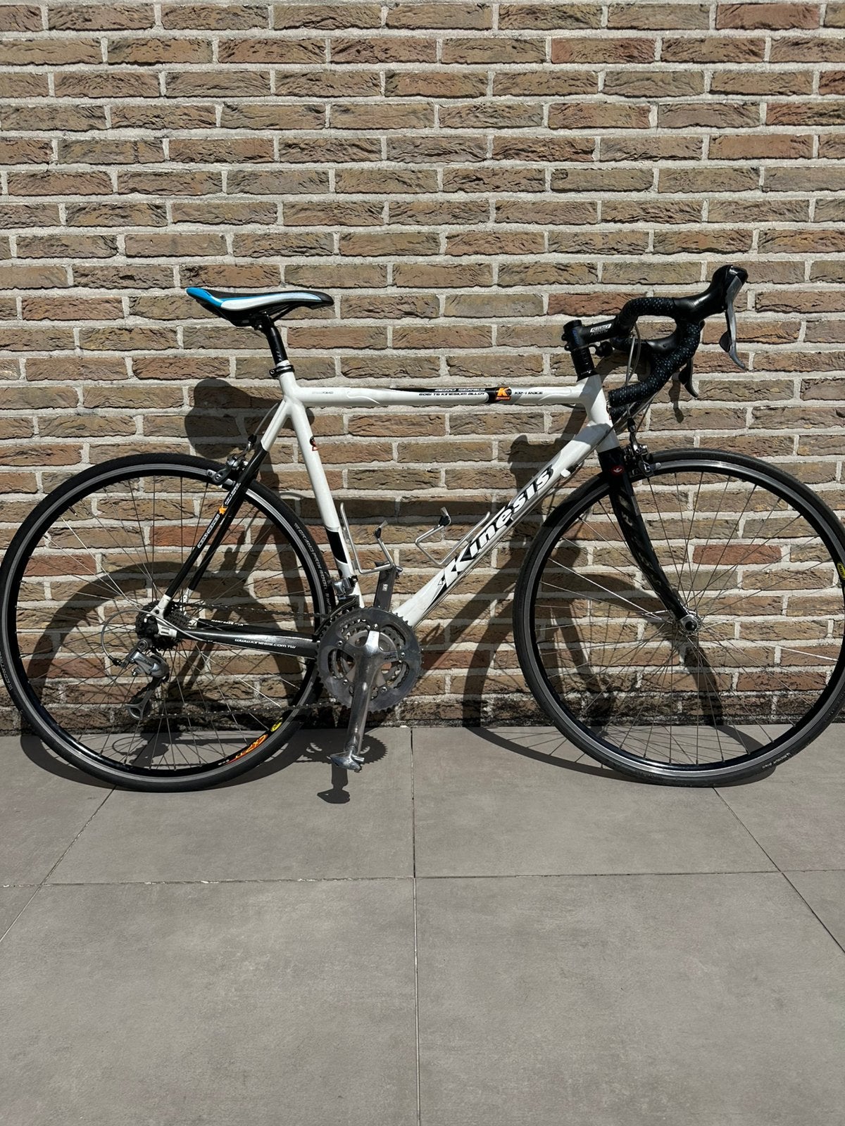Vélo de course Kinesis, Enlèvement, Comme neuf, Carbone