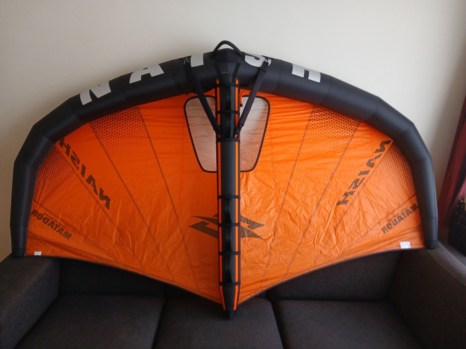 Wing Naish Wingsurfer Matador 3m COMME NEUVE (BRUXELLES), Sports nautiques & Bateaux, Comme neuf, Autre