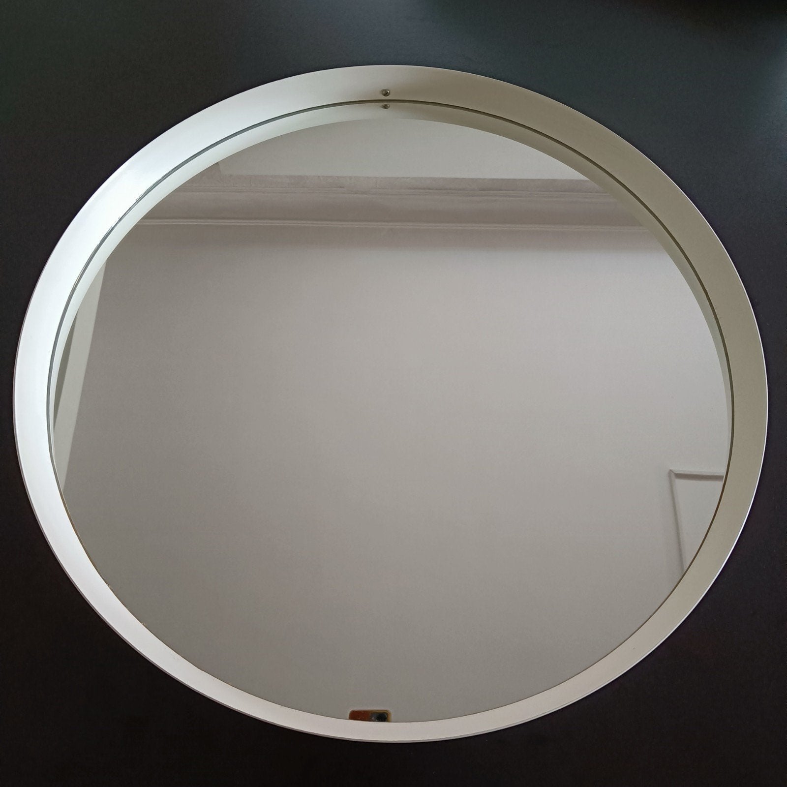 Miroir rond vintage XL avec bordure blanche., Enlèvement, Rond, 50 à 100 cm, Moins de 100 cm