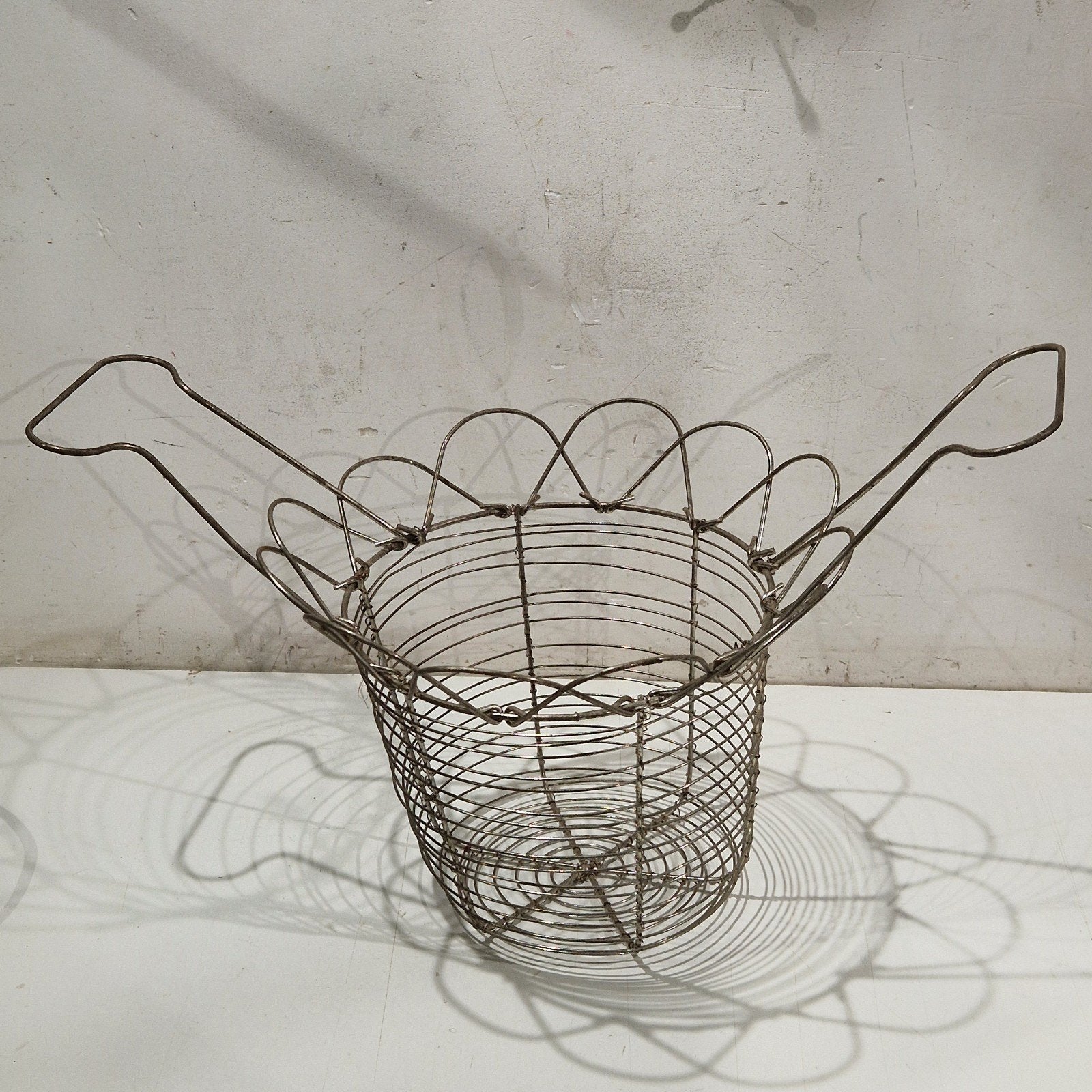 vintage metalen eiermand , fruitmand ,  mand , uitklapbaar
G, Ophalen of Verzenden, Gebruikt, Metaal