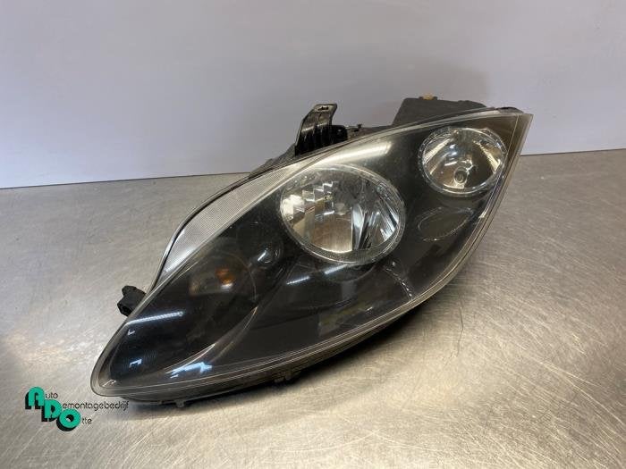 Phare gauche d'un Seat Leon (Leon 09-), Autos : Pièces & Accessoires, -, 3 mois de garantie, Utilisé, -