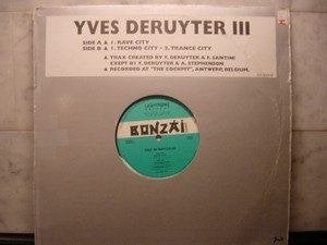 Yves Deruyter - III, CD & DVD, Vinyles | Dance & House, Comme neuf, Techno, 12 pouces, Enlèvement ou Envoi