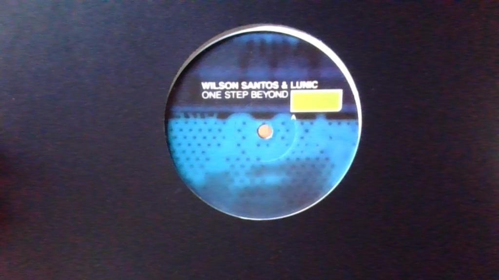 WILSON SANTOS & LUNIC « UN PAS DE PLUS », Enlèvement ou Envoi, Comme neuf, 12 pouces, Techno ou Trance