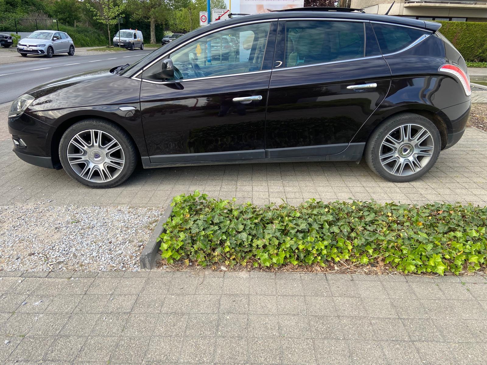 Lancia 11/2012 €5 moteur 1.4 de 140 ch abarth, Voorwielaandrijving, Euro 5, Beige, Leder