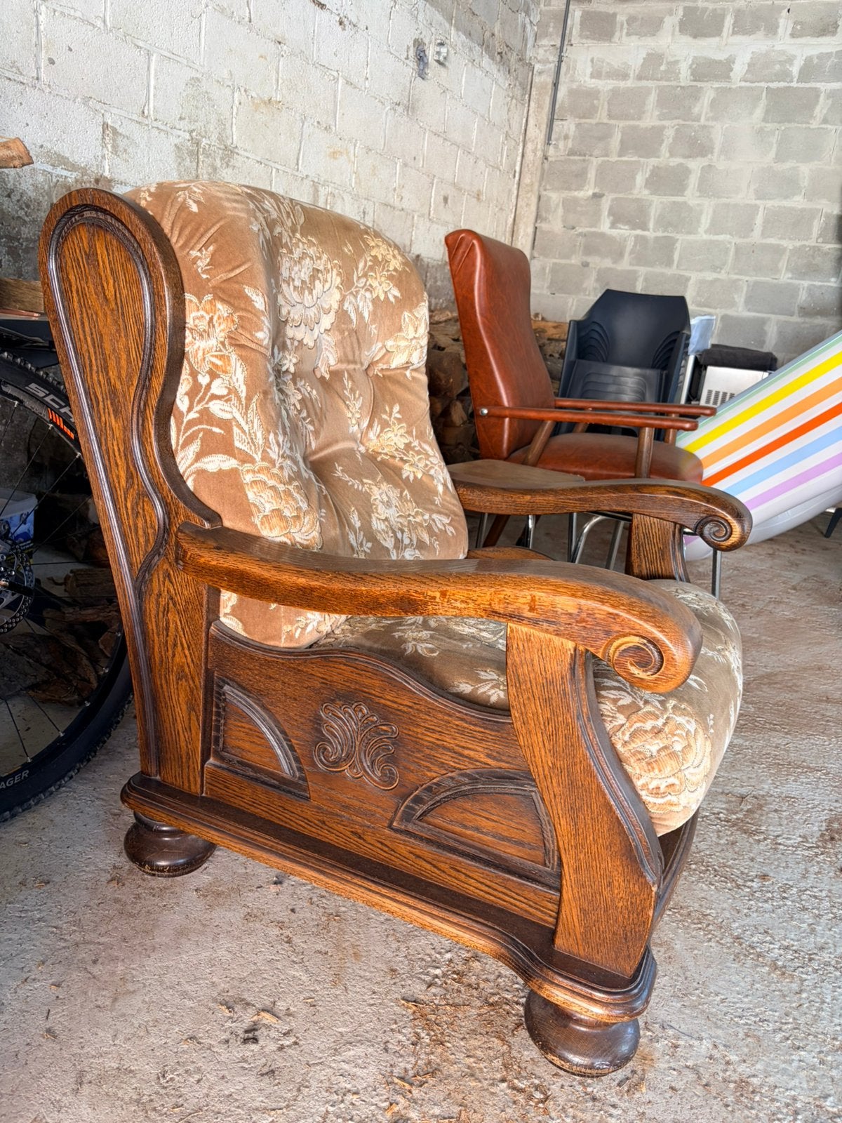 Vintage stoel, Antiek en Kunst, Antiek | Meubels | Stoelen en Sofa's, Ophalen