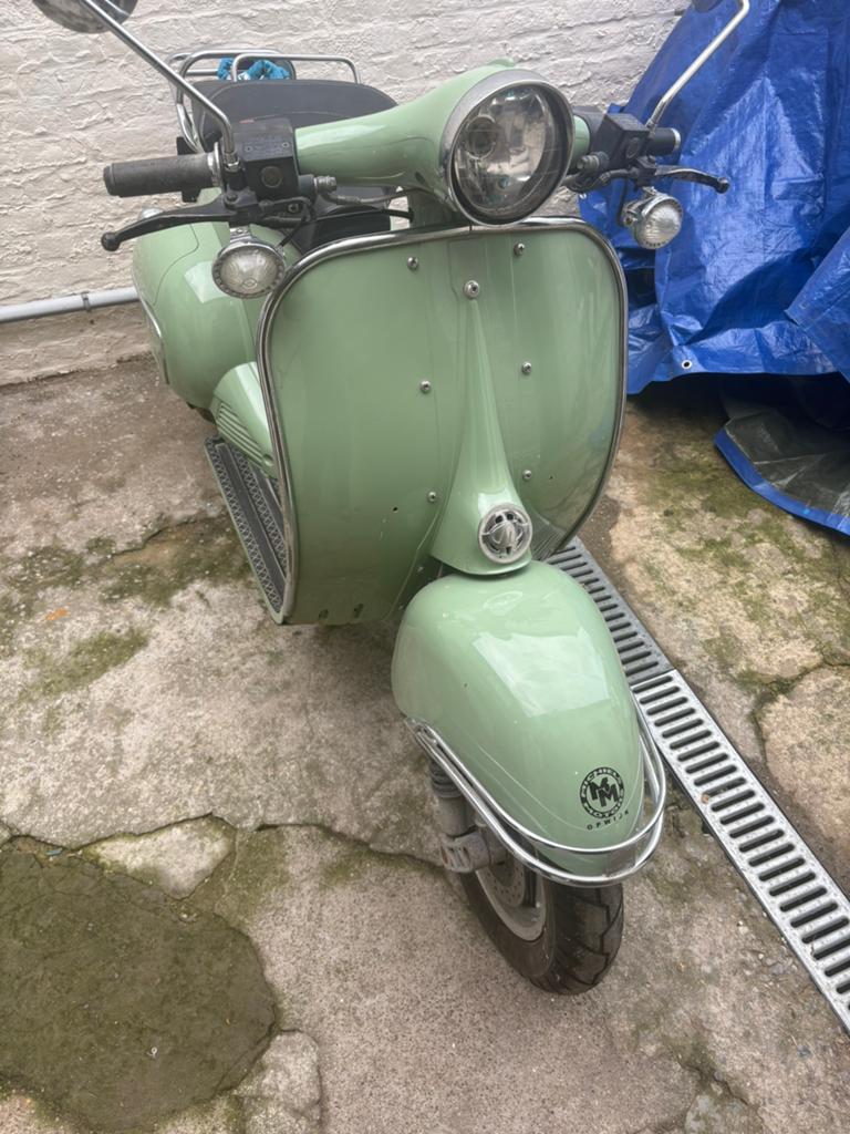 Neco abruzzi 50cc class A en très bonne etats a peine 400km, Enlèvement, Comme neuf, Essence