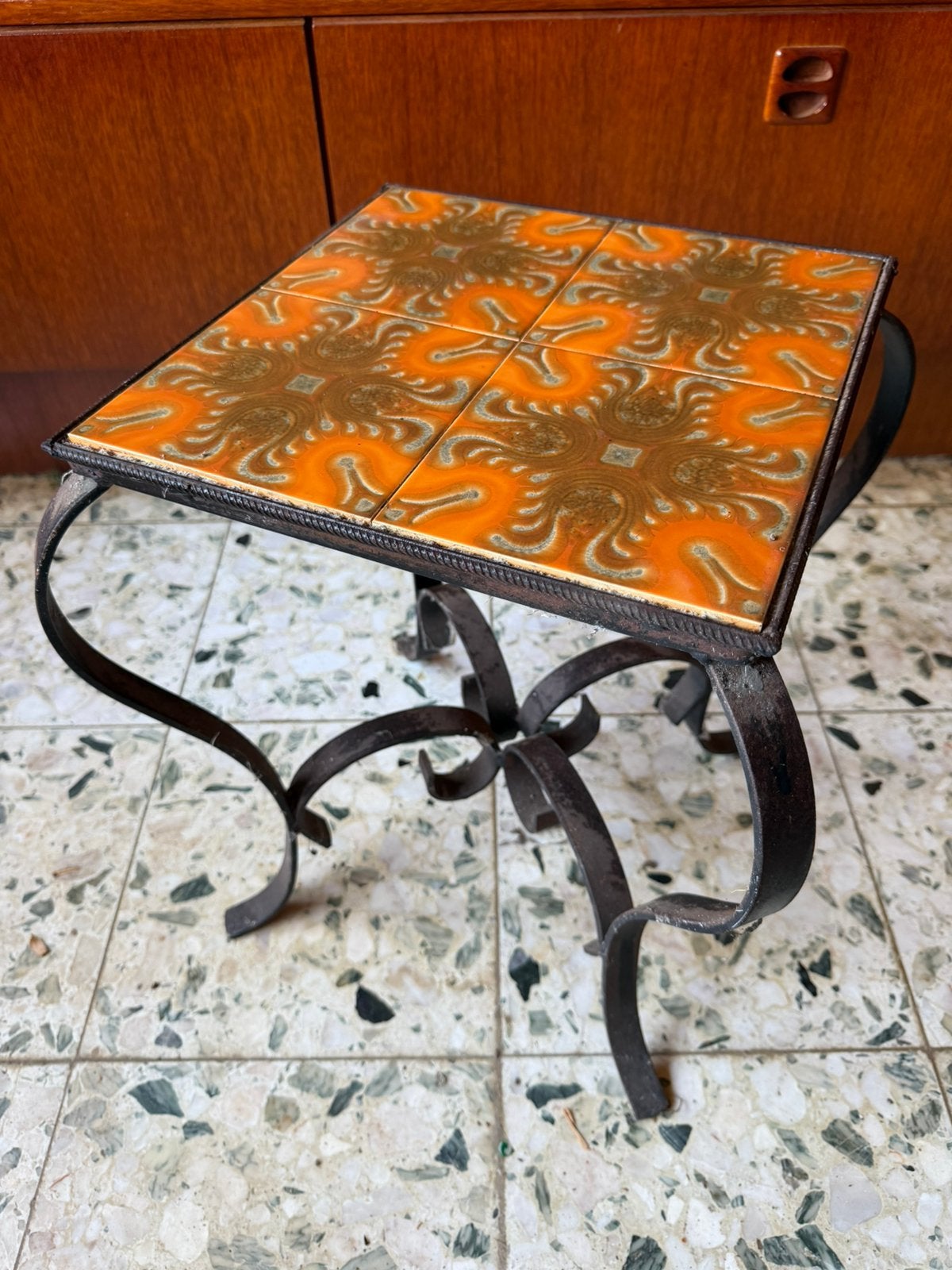 Table d’appoint carreaux ceramiques annees 60-70, Antiquités & Art, Enlèvement