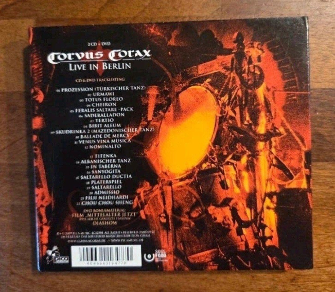 Corvus Corax : Live in Berlin - 2 CD + 1 DVD, Enlèvement ou Envoi, Comme neuf