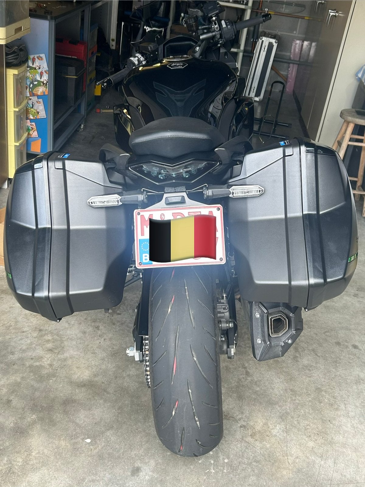 recherche à échanger valise / top case, Motos, Enlèvement, Neuf