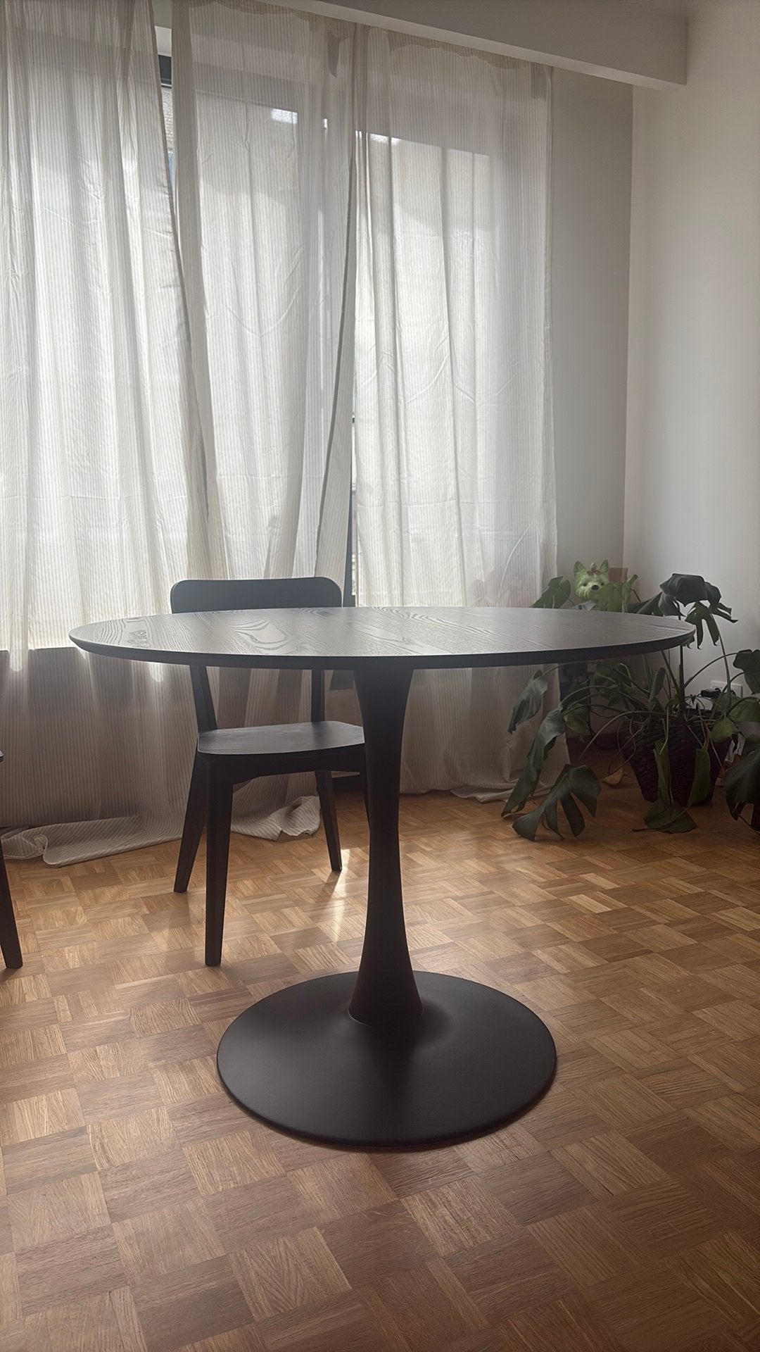 Ronde tafel met 4 stoelen, Huis en Inrichting, Tafels | Eettafels, Ophalen, Zo goed als nieuw