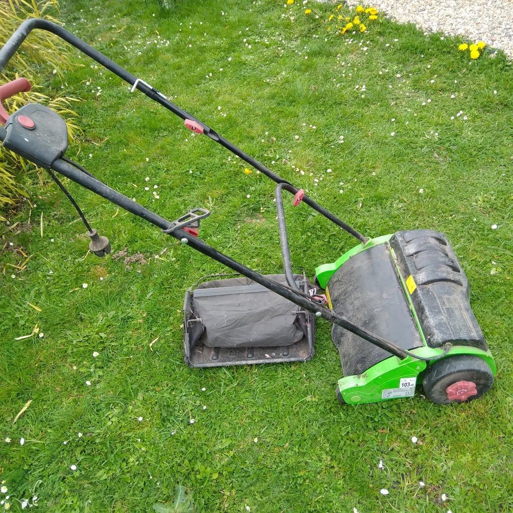 Scarificateur et aerateur de pelouse electrique 1200w, Enlèvement, Électrique