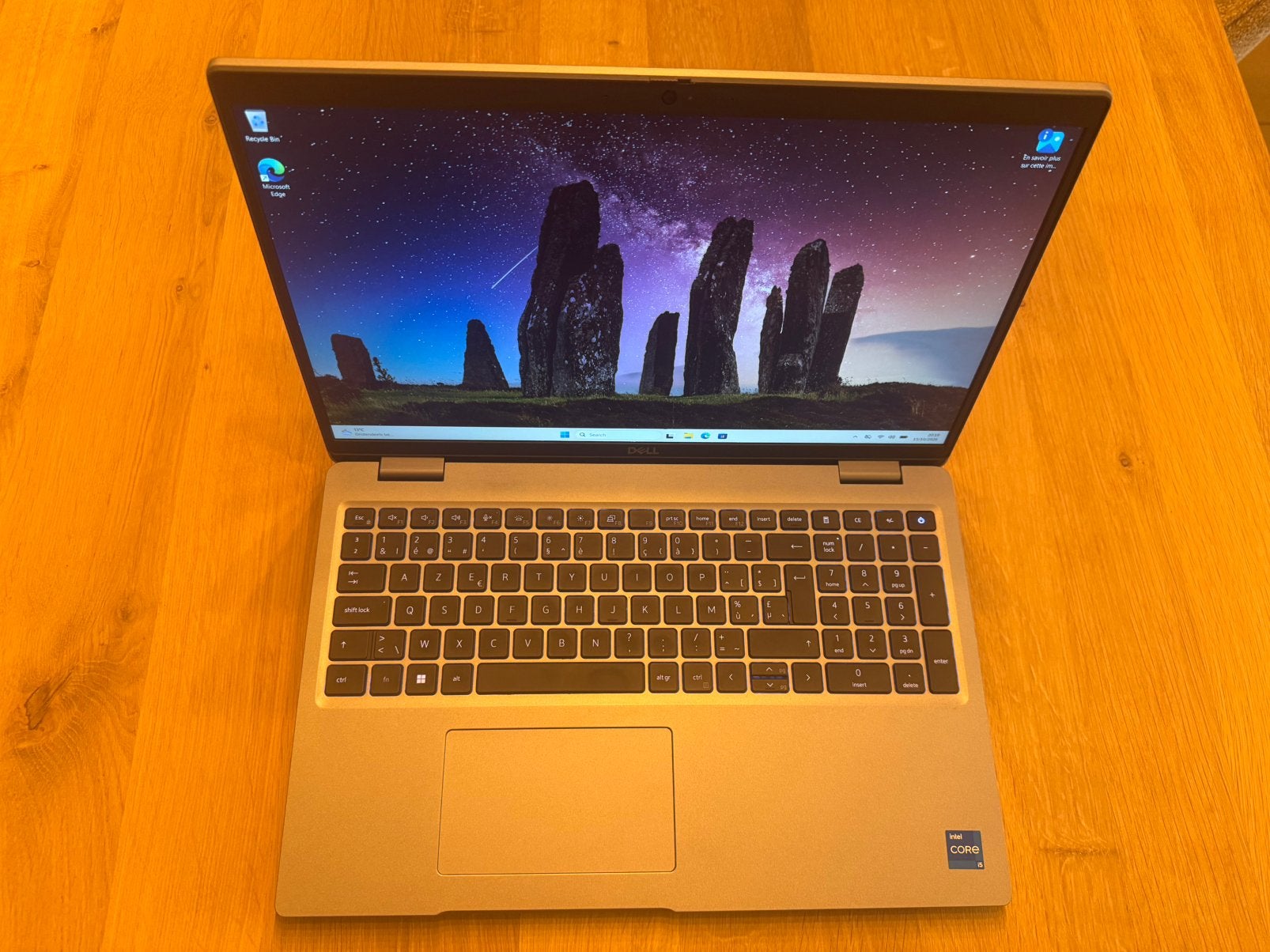 Dell Latitude 5520 en bon état et entièrement fonctionnel., Enlèvement, Utilisé, SSD, Azerty