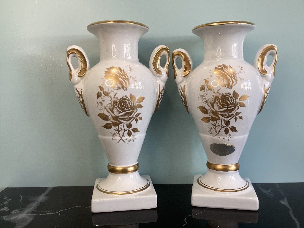 Paire de vases en porcelaine. 007/AE., Antiquités & Art, Enlèvement