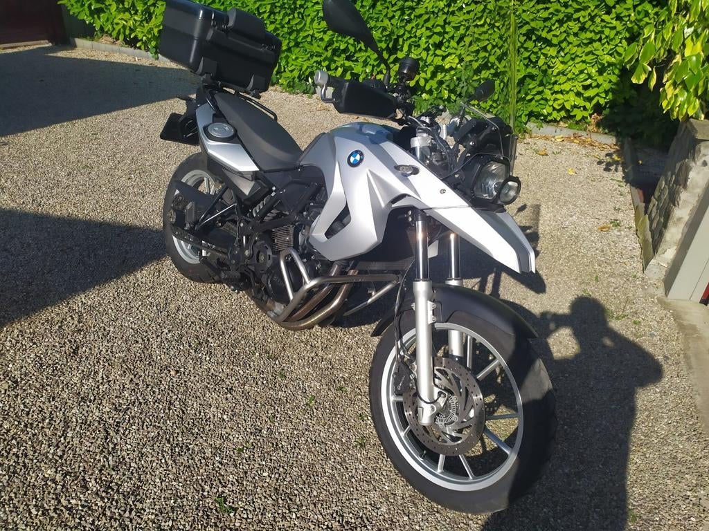 Vente Bmw f650gs moteur 800cc bicylindre, Motos, Motos | BMW, Particulier, Neuf, Poignées chauffantes