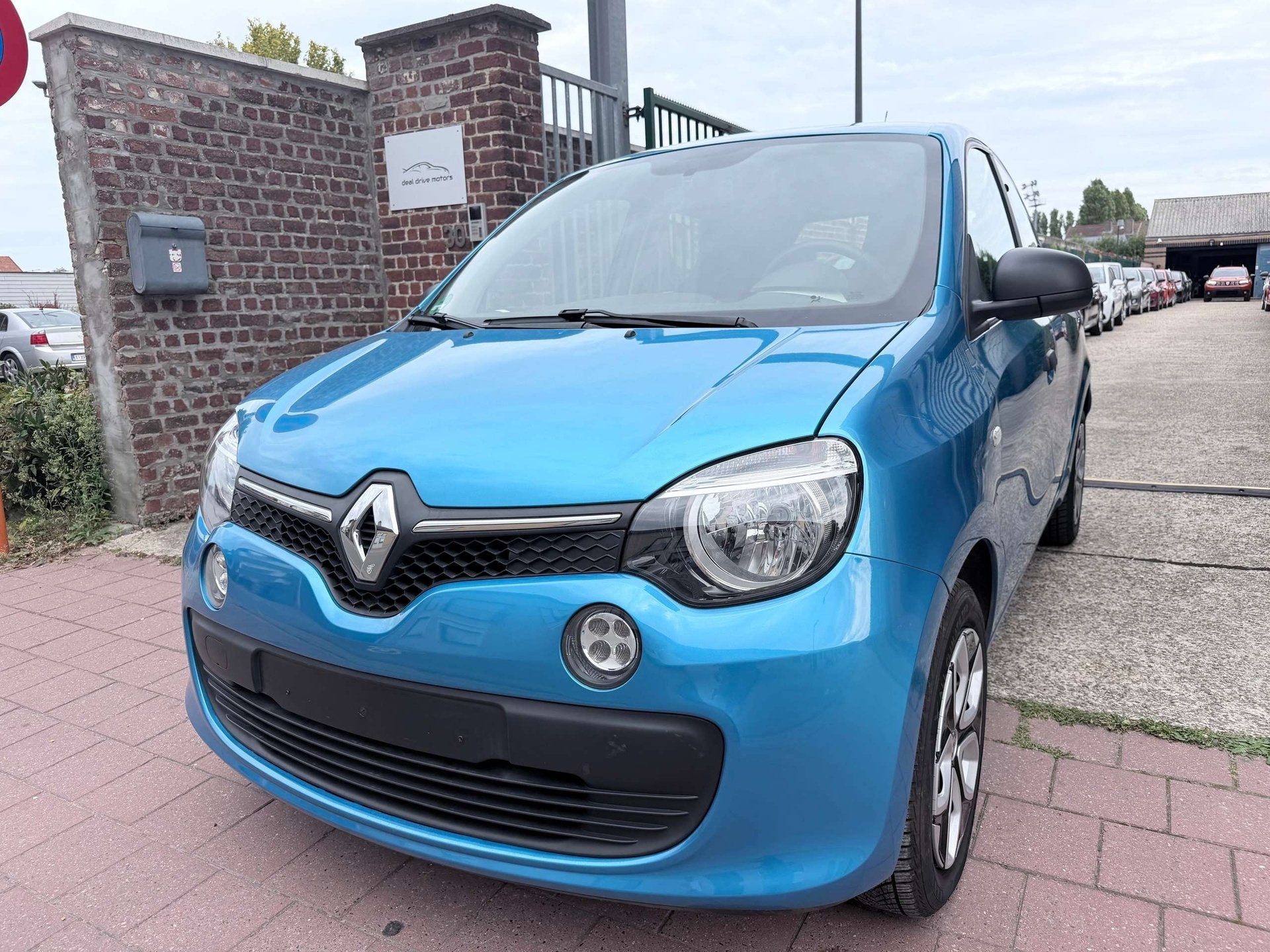 Renault Twingo 1.0 I EDITION | Bluetooh | Airco | Cruise, Euro 6, Entreprise, Boîte manuelle, Entretenue par le concessionnaire