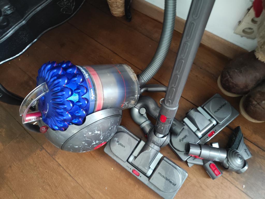 Aspirateur Dyson Cinetic big ball musclehead, Ophalen, Gebruikt, Reservoir, Dyson