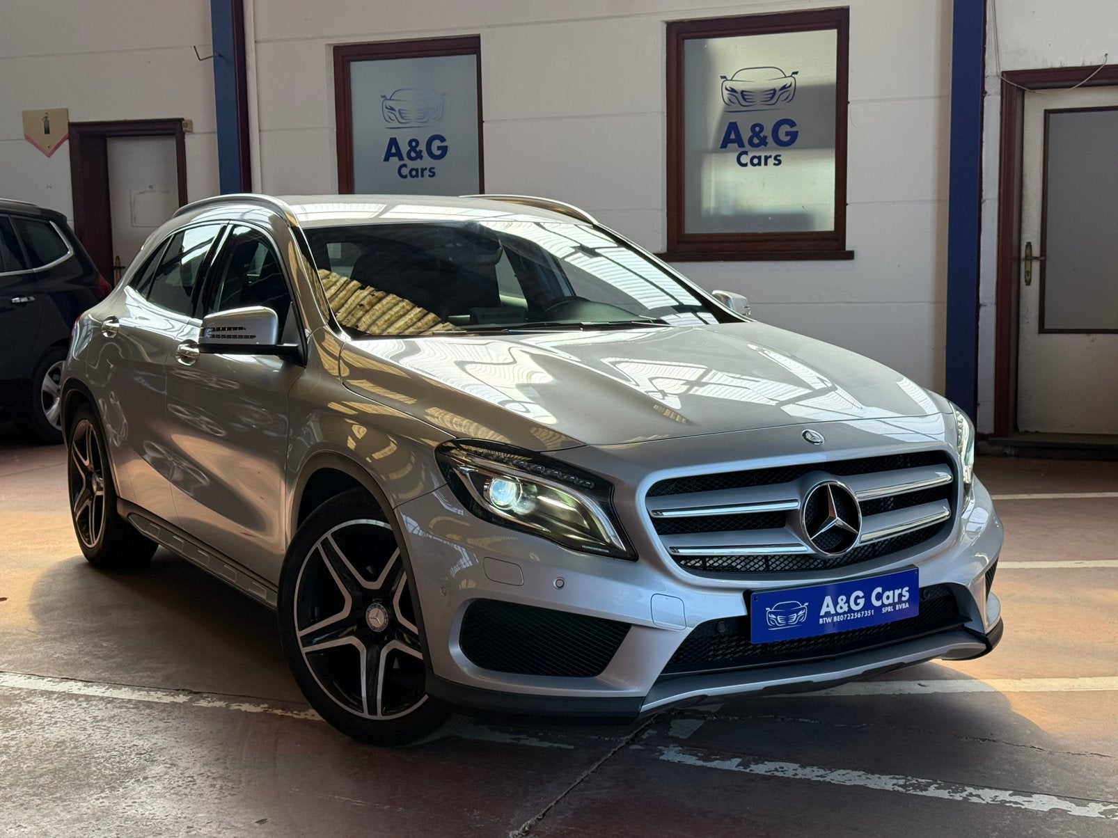 Mercedes GLA 180i Automaat 2016 55.955 km 1 jaar garantie, Auto's, Achterwielaandrijving, 4 cilinders, 1595 cc, 5 zetels