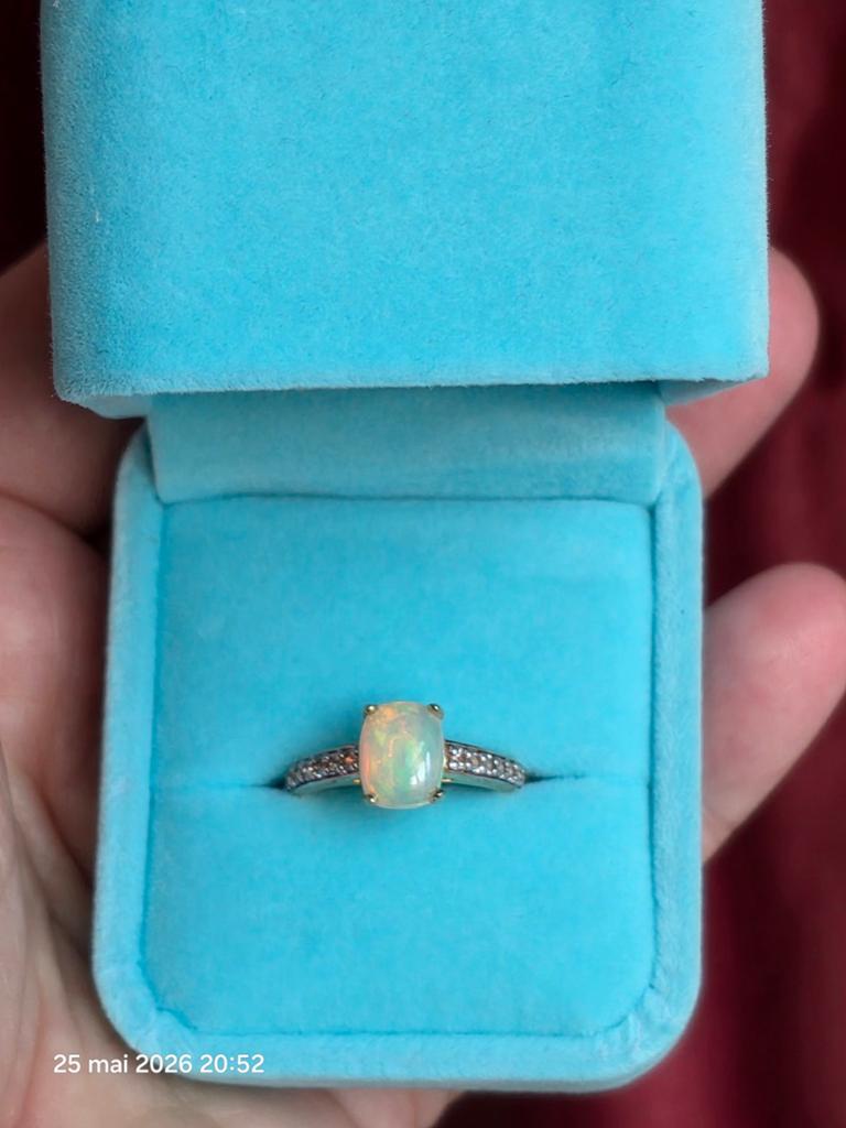 Sterling zilver ring met prachtige Ethiopische opaal, Ophalen, Geel, Nieuw, Met edelsteen