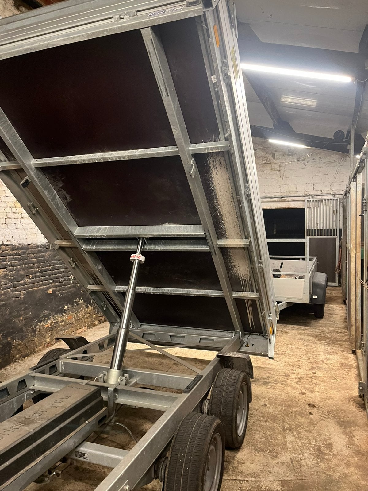 Saris kipper 3.5T, Auto diversen, Ophalen, Nieuw