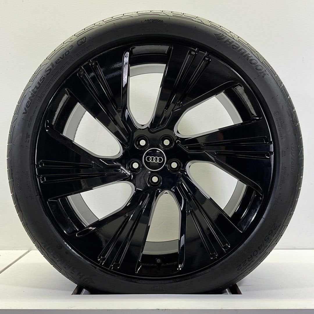 NIEUW AUDI Q8 ETRON SET VELGEN + ZOMERBANDEN 22 INCH, Auto-onderdelen, Gebruikt, -, 285 mm, -