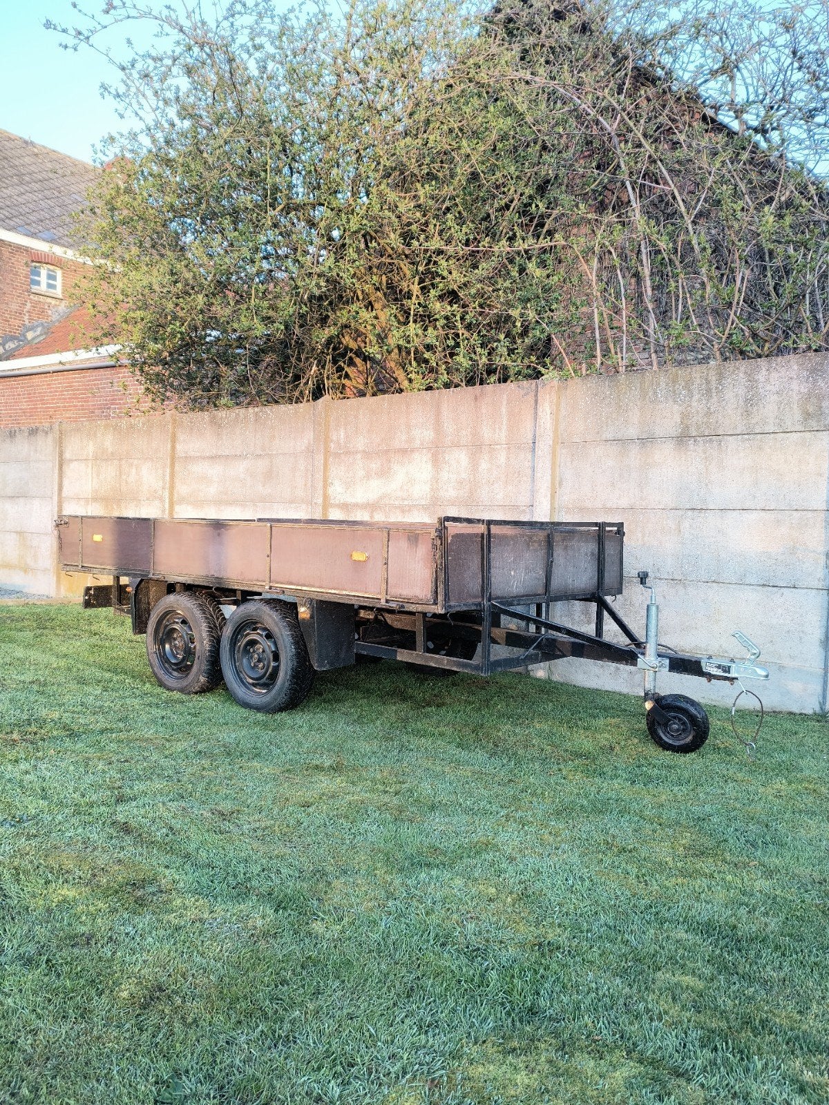 Aanhangwagen 3m, Ophalen