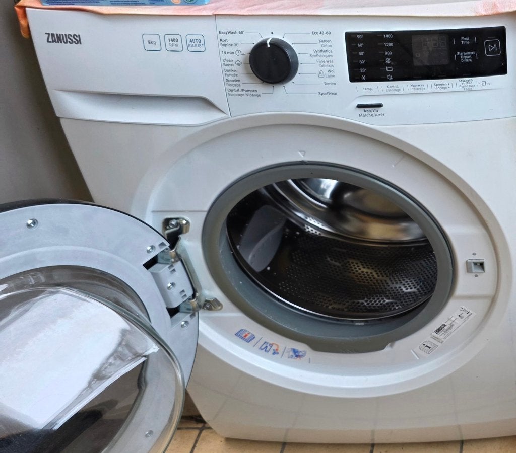 Machine à laver Zanussi 8 kg, Electroménager, 6 à 8 kg, Enlèvement, Comme neuf, Chargeur frontal