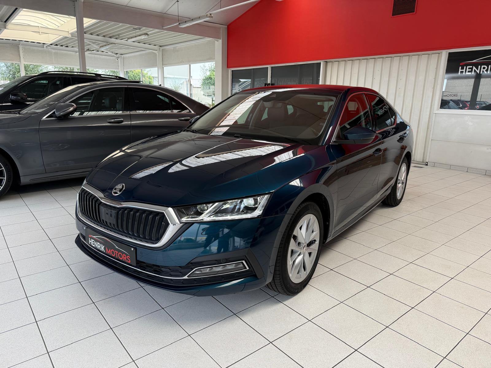Skoda Octavia 1.0i •AUTOMAAT•HYBRIDE•CRUISE•NAVI, Achat, Entreprise, Automatique, https://public.car-pass.be/vhr/344f8466-6a76-4059-8d59-bd9d5e74d452*
