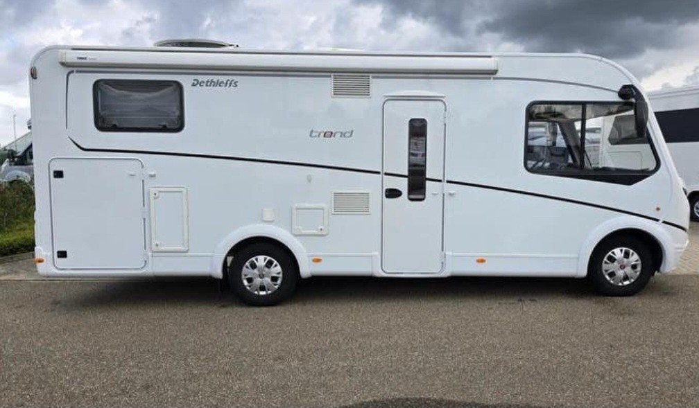 Camper Dethleffs Trend I 7057 EB, Jusqu'à 4, Toilette à cassette, Fiat, Boîte manuelle